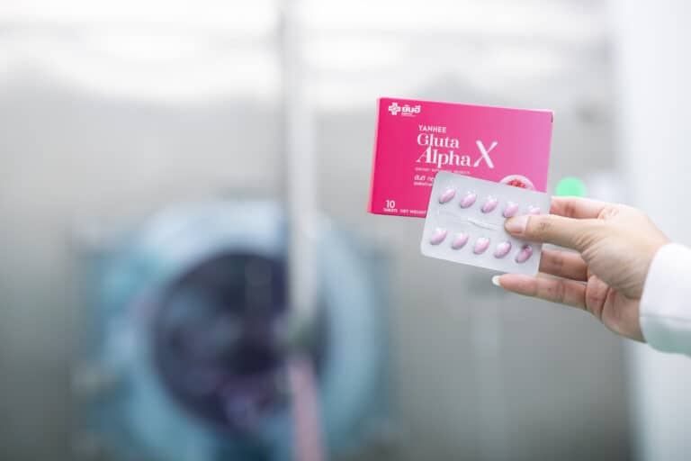 YanheeGlutaAlphaX ยันอีกลูต้าอัลฟ่าเอ็กซ์ กลูต้าผิวขาว